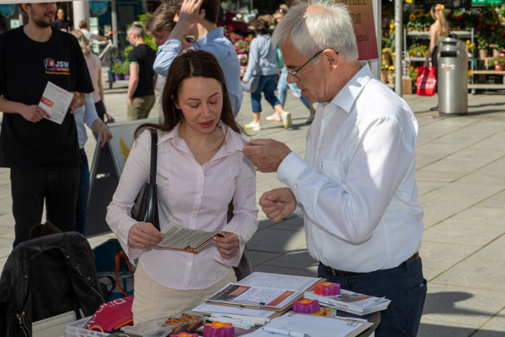 BSW-Infostand Prager Straße