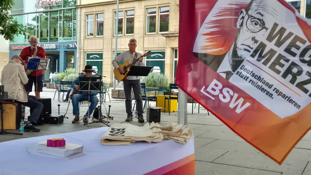 Kampagnenstart in Dresden "Weg mit Merz"