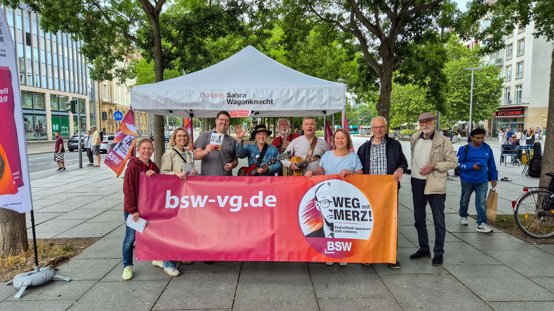 Kampagnenstart in Dresden "Weg mit Merz"
