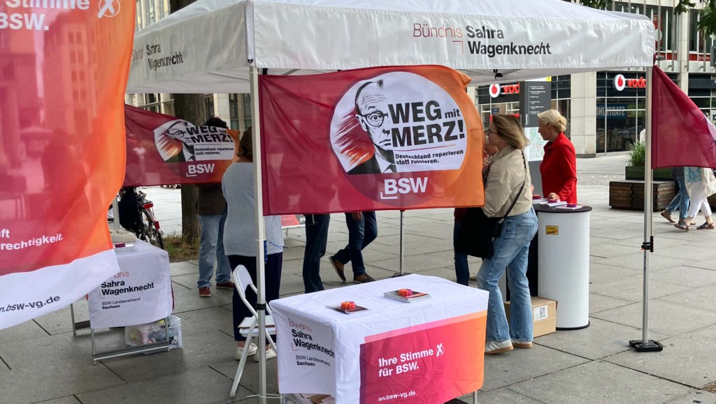 Kampagne "Weg mit Merz" - Start in Dresden
