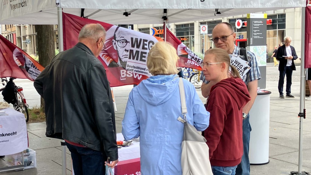 Kampagne "Weg mit Merz" - Start in Dresden