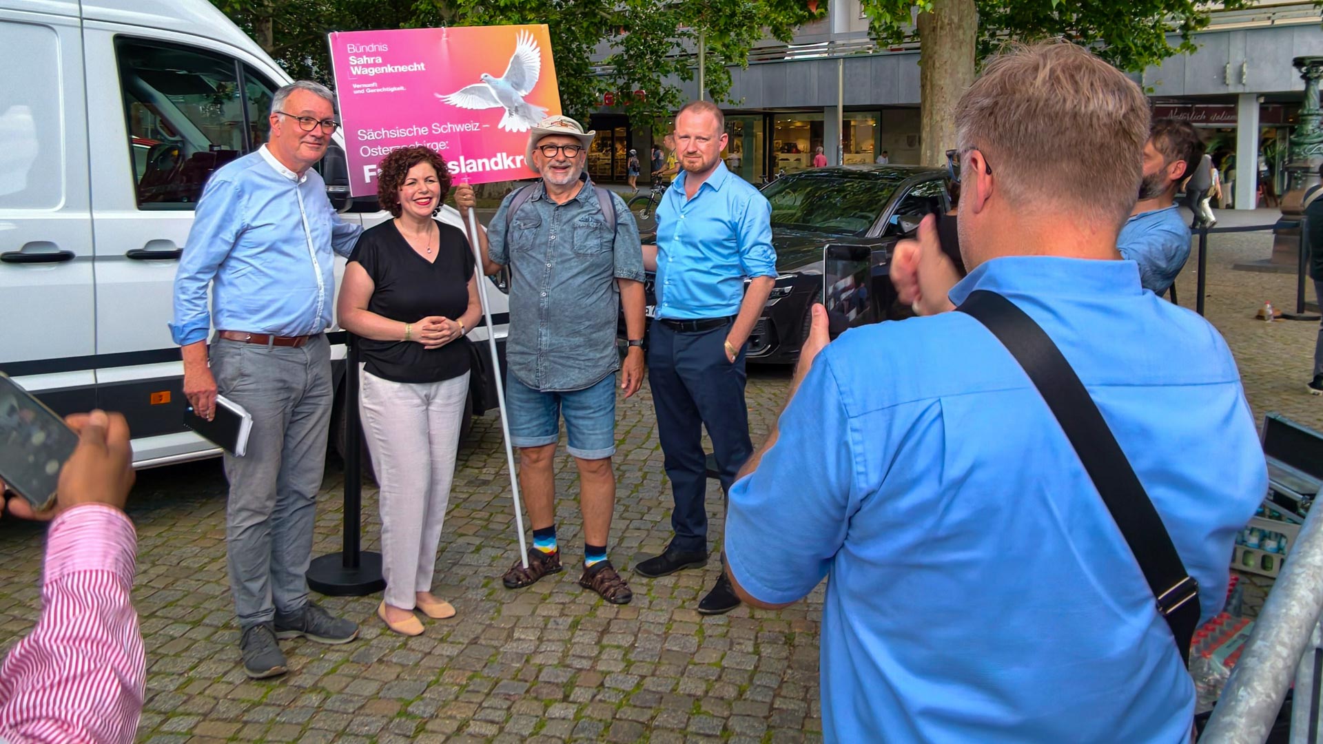Demontration BSW "WM 2026 - Weg mit Merz" in Dresden am 11.07.2028