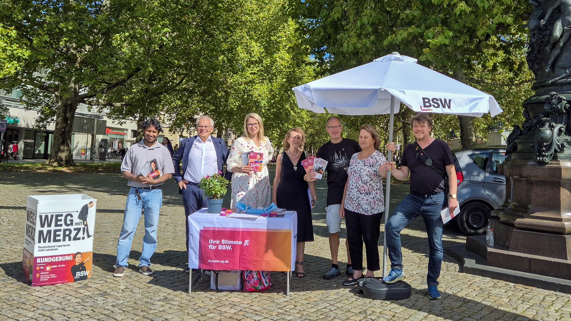 Abschlusskampagne "Weg mit Merz" - BSW-Info-Stand am Goldenen Reiter am 29.08.2026