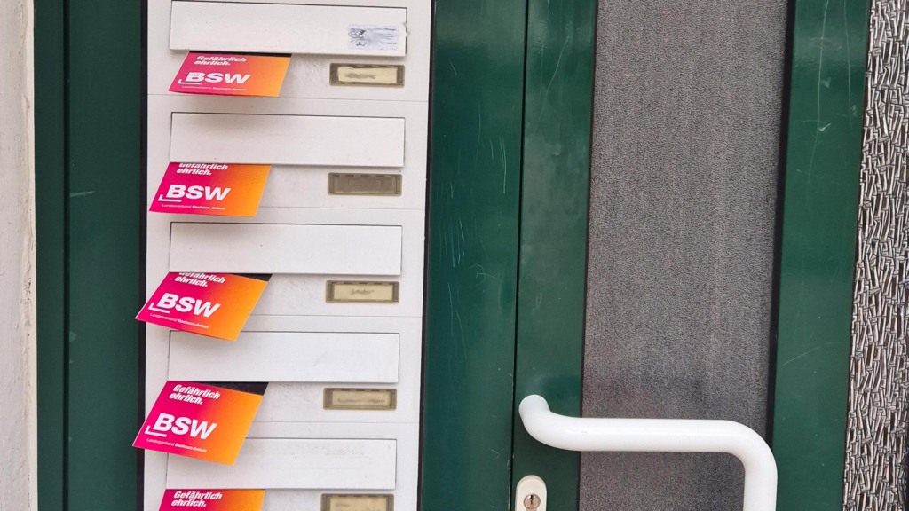 Wahlkampfhelfer aus Sachsen in Sachsen-Anhalt unterwegs